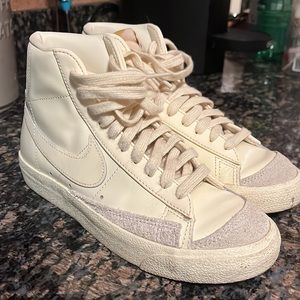 Nike Blazers - off white color - size 6